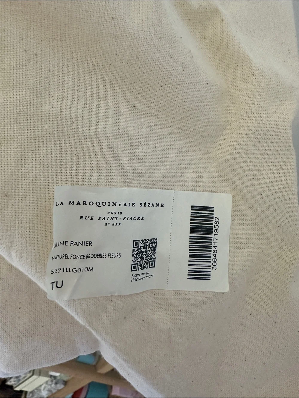 Sezane handwoven round